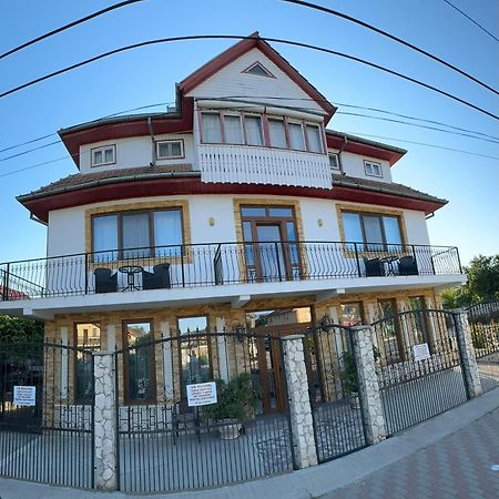 Hotel Casa Ellamy à Două Mai Extérieur photo