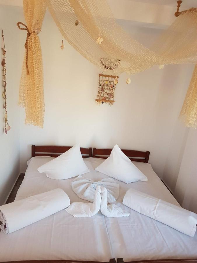 Hotel Casa Ellamy à Două Mai Extérieur photo