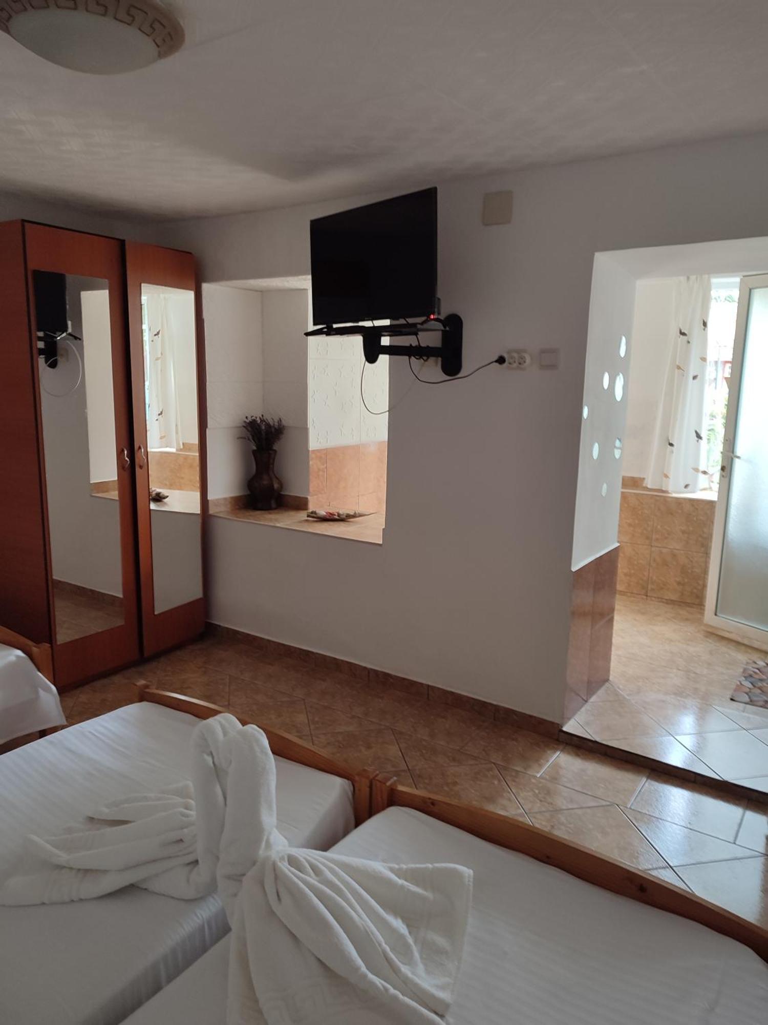 Hotel Casa Ellamy à Două Mai Extérieur photo