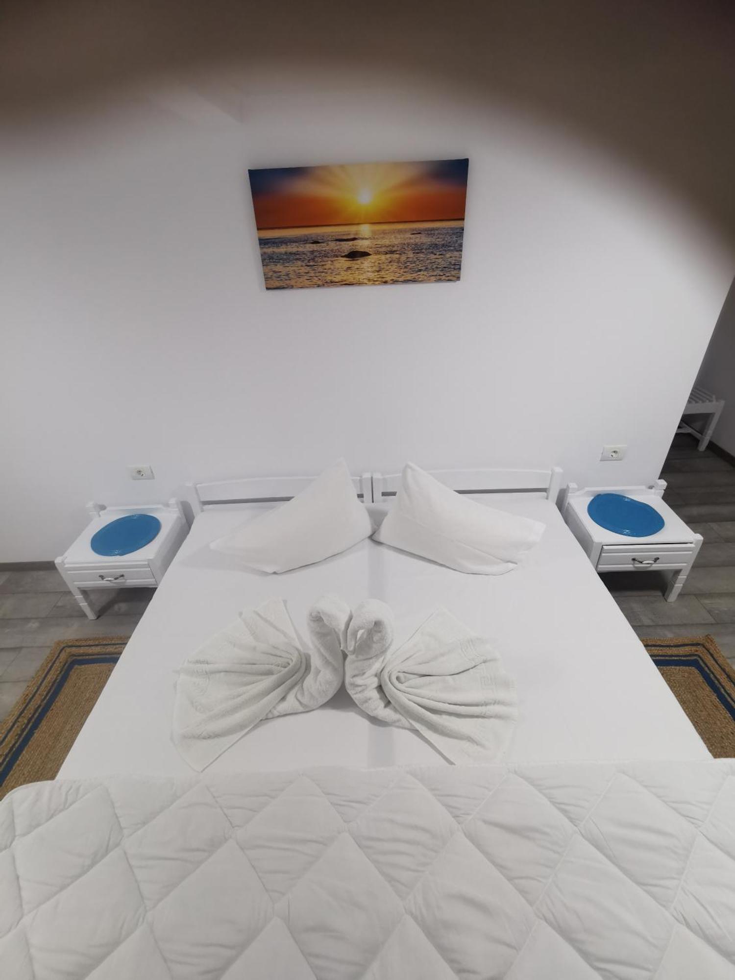 Hotel Casa Ellamy à Două Mai Extérieur photo